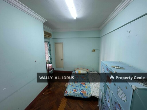 Avant Court Condominium