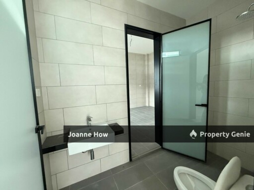 Freehold Double Storey Semi-D 8 Residence Padang Temu Ujong Pasir
