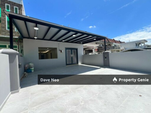 Taman Bukit Kempas | 2-Storey Superlink House | Fully Renovated