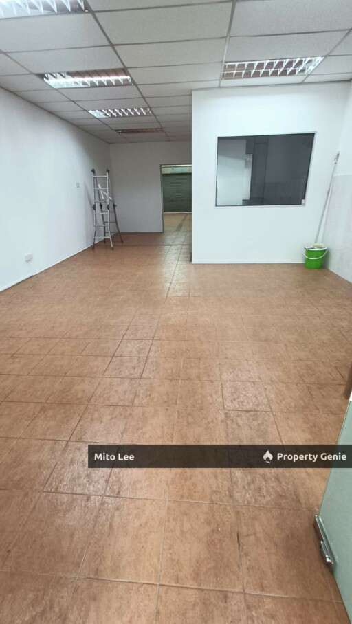 Desa Cemerlang Shop Lot For Rent!!