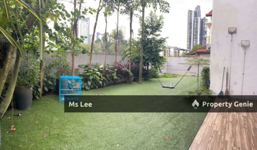 3 Storey Detached House - The Residence @ Mont Kiara -  Private Pool & Garden