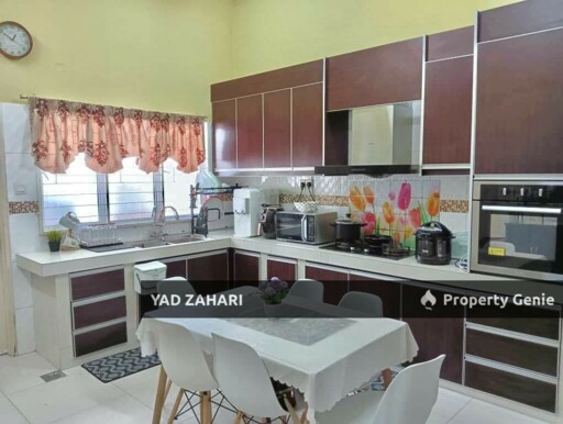 D'Kayangan, Shah Alam | 2-Storey Superlink 5+1 Bedrooms | RM1.25M - Renovated and Non Bumi Lot