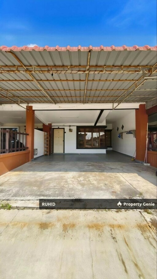 Freehold Seri Austin Single Storey Terrace House 3R2B