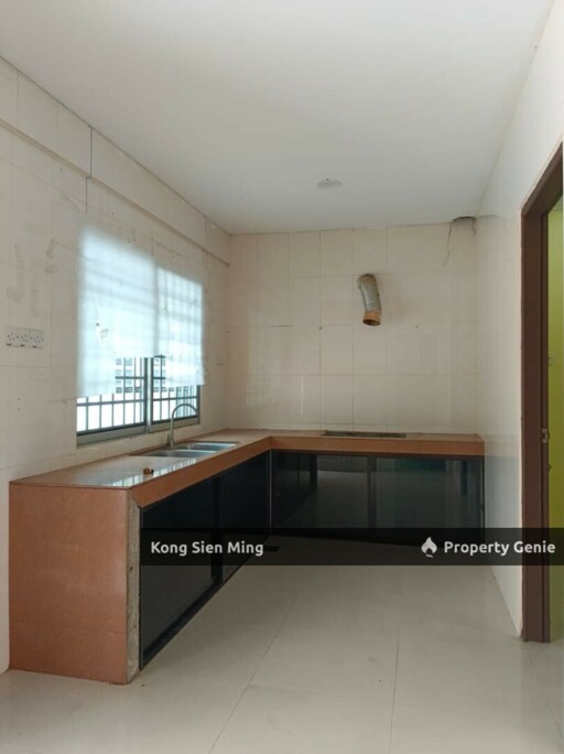 Sibu Double Storey Corner at Jalan Bayan