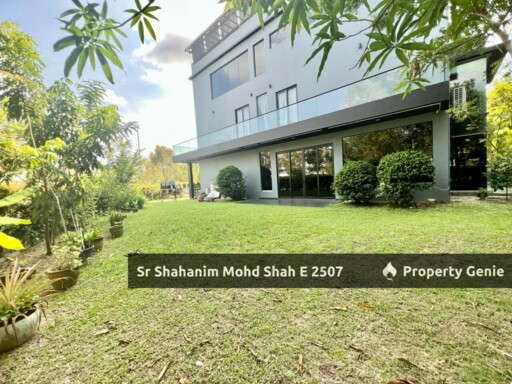 Reflexion Pool Villa Bandar Nusaputra Timur Puchong South