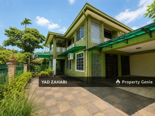 Seksyen 13, Shah Alam |  2-Storey Terrace 6 Bedrooms | RM900K - Corner Lot, Walking Distance to Surau & More Parking Space