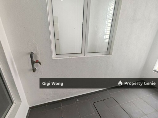 For Rent Double Storey Endlot House