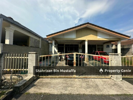 International Lot, Taman Sri Impian, Kluang