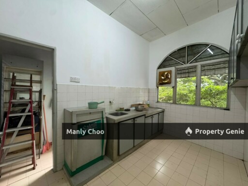 BELOW VALUE 75K FREEHOLD Sri Johor Apartment Semabok Melaka Raya TOWN