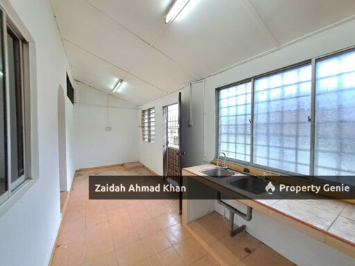 TAMAN HIEW PIOW SEMENYIH SINGLE STOREY TERRACE HOUSE FOR SALE FREEHOLD WELL KEPT