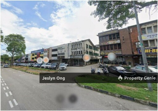 3 storey Shop office at, Jalan Pingai Taman Pelangi for Rent