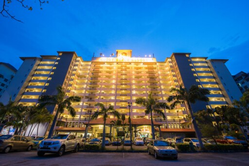 Glory Beach Resort Apartment