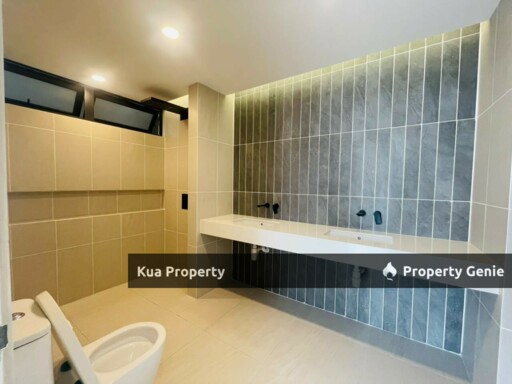 Milano 8 Apartment at Jalan Wan Alwi, Opposite Vivacity