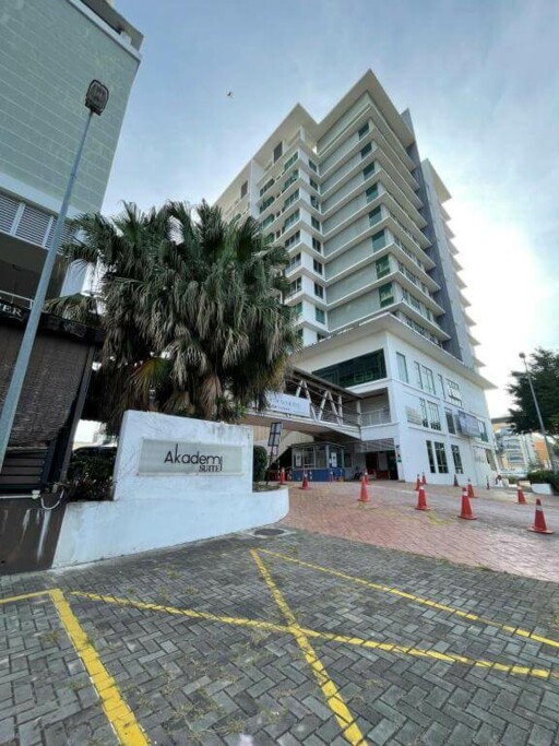 Akademik Suites @ Austin Heights