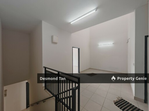 2 Storey Pastura Iringan Bayu, Laman Sendayan, Seremban, Mambau (Facing No House)