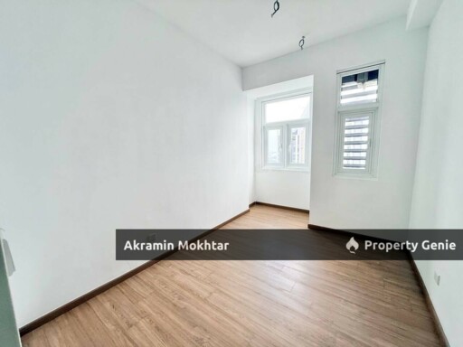 Freehold, Facing KLCC & 4 Parking | MET 1 Residences Condo, KL Metropolis, Dutamas KL .