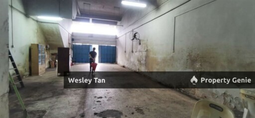 Below Value Kampung 8 Freehold Shop Bare Near Baba Charlie Pasar Malim