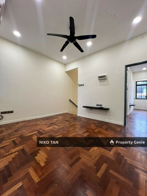 Jalan Bayu 18 2Stry Bandar Seri Alam Masai For Sale
