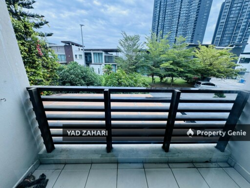 Ficus Peak, Denai Alam | 2-Storey Superlink 5 Bedrooms | RM1.35M - Partly Furnished and Ready to Move