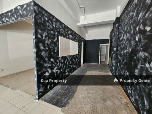 For Rent! Ground Floor Corner Shoplot at Pending, Near Icom Square