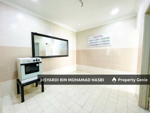 FACING OPEN 2 STOREY END LOT, TAMAN VISTA EMAS, BANGI .