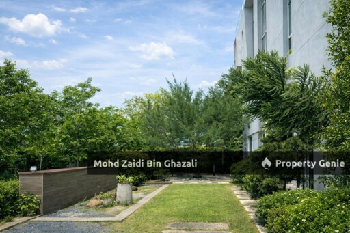 4-STOREY LAKEFRONT VILLA BUNGALOW @ CYBERJAYA