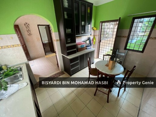 RENOVATED & FULLY FURNISHED 2 STOREY END LOT EXTRA LAND, TAMAN DESA MELATI, BANDAR BARU NILAI, NILAI .