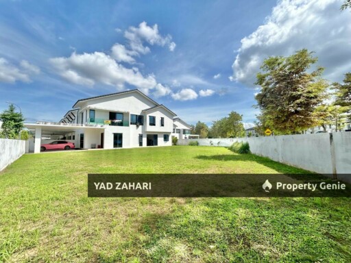 Huge Extra Land Corner Lot Double Storey Terrace House, Hijayu 2 Resort Homes, Bandar Sri Sendayan