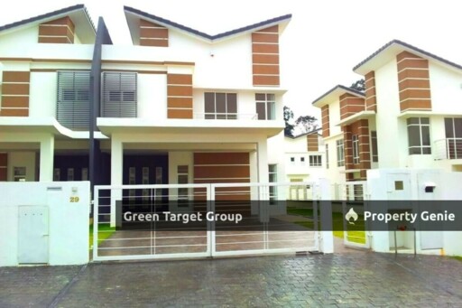 Greenhill Residence Twin Villas