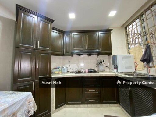 GROUND FLOOR VILLA WANGSAMAS CONDOMINIUM (WITH EXCLUSIVE 500sf SPACIOUS GARDEN) WANGSA MAJU KL FOR SALE