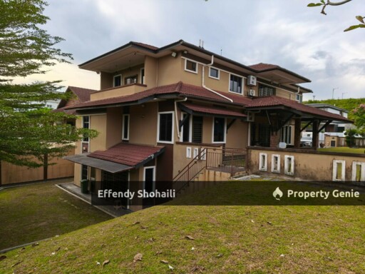 BANDAR SERI PUTRA PUTRA HILLS BUNGALOW