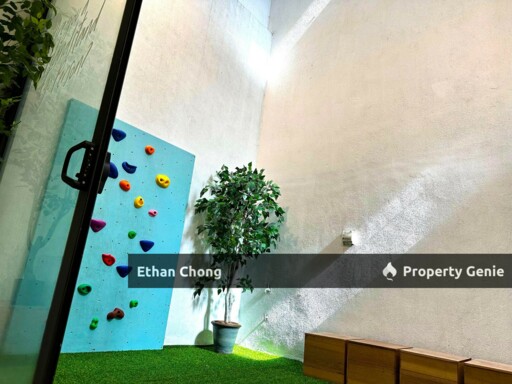 Empire Residence @ Damansara Perdana House For Sale