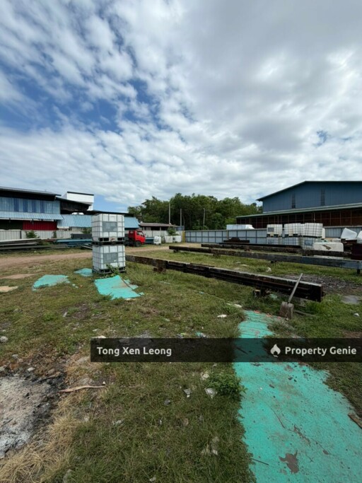 Krubong FREEHOLD Industrial Land + Warehouse For Sale !!