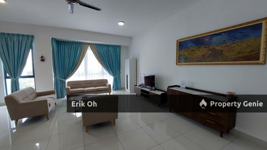 Eight Kinrara Serviece Apartment