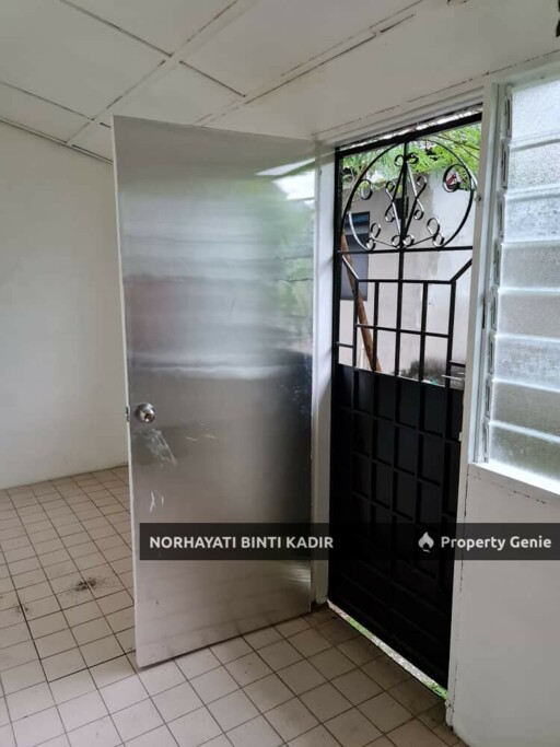 (RENOVATED) SINGLE STOREY TERRACE LORONG SERI MAHKOTA 34, BATU 12, JALAN GAMBANG