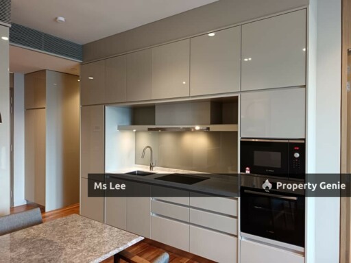The Conlay @ KLCC-Near Pavilion Mall & MRT, Level 31 Golf Club View, Brand New, Ready Now