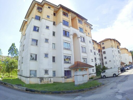 Astana Alam Apartment 1