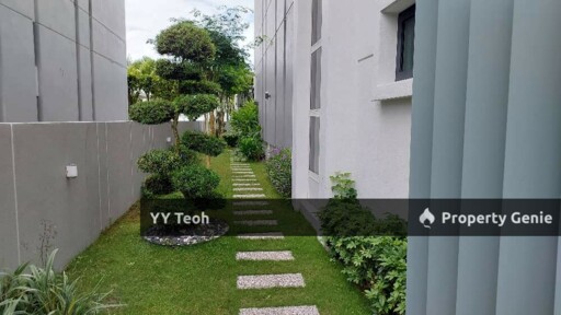 8 Residence Padang Temu 3 Storey Bungalow