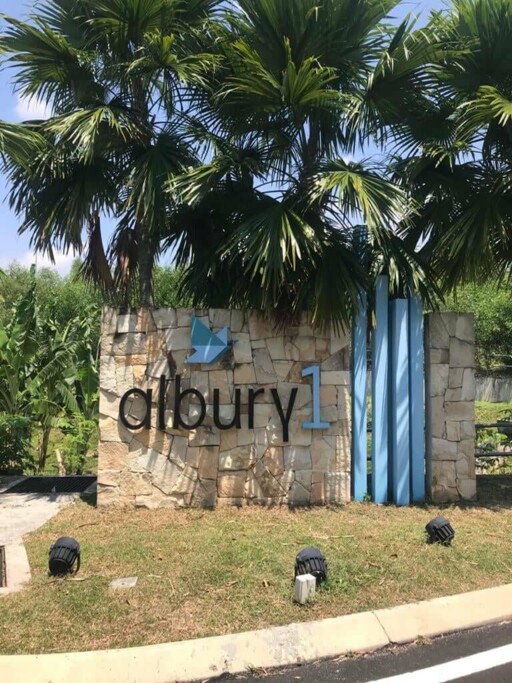 Albury 1 @ Mahkota Hills