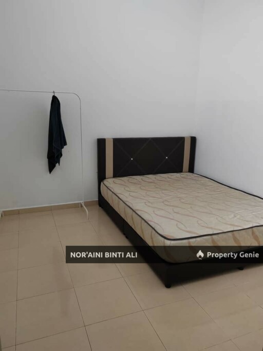 Teres Setingkat Azalea 1, Kotasas Kuantan