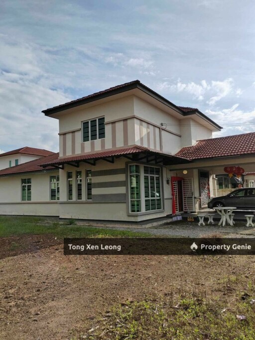 1.5 Storey Bungalow For Sale @ Krubong Perdana !!