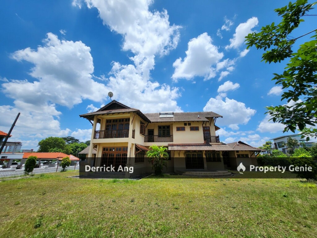 For Sale - Stulang Laut For Sale