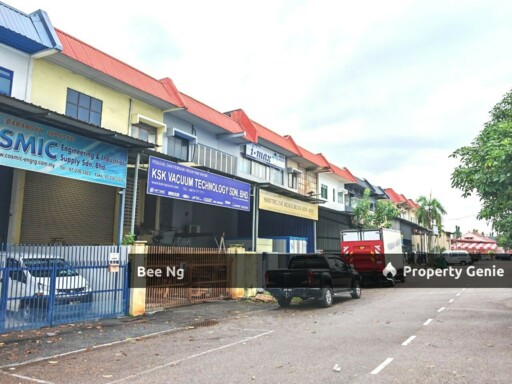 Kawasan Perindustrian Tanah Tampoi ( Jalan Kempas ) 1.5 Storey Terrace Factory