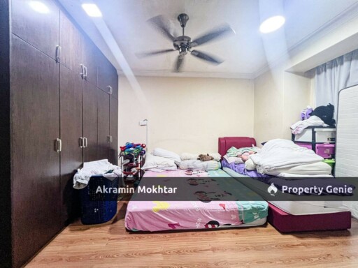 FREEHOLD, RENOVATED & PARTIALLY FURNISHED | 2 Storey House Taman Prima Saujana Kajang Selangor