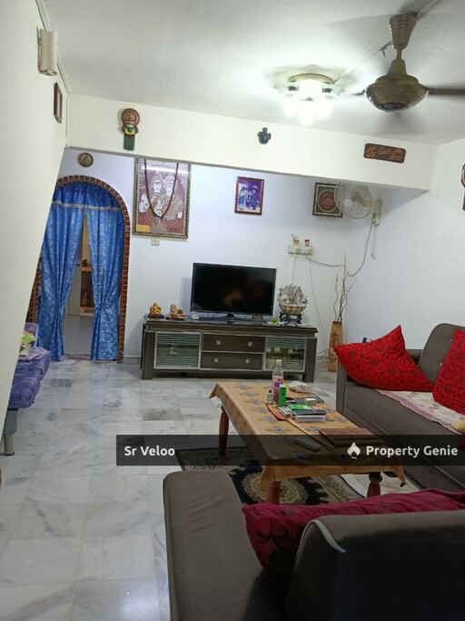 Jalan bayan, Kota puteri