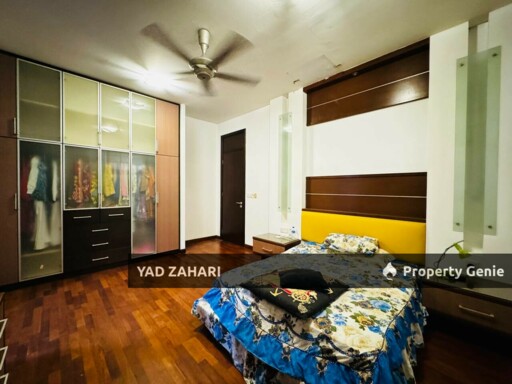 Lagenda 1, Bukit Jelutong, Shah Alam | 2-Storey Superlink 5 Bedrooms | RM2.1M - Extended Kitchen, Facing Open & Extra Land