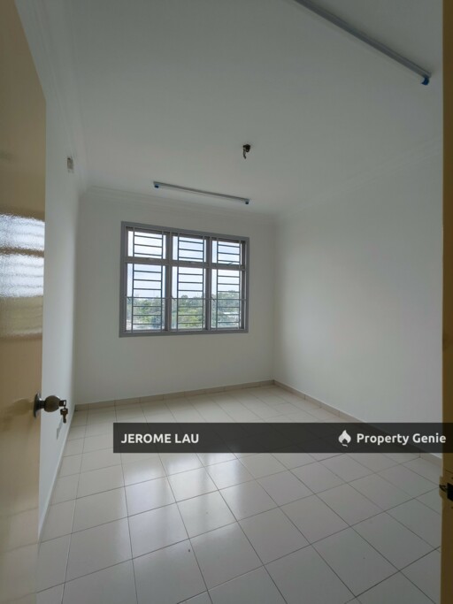 Newly painted 3-bedroom apartment Villa Krystal