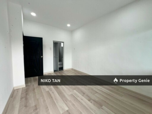 For Sale 5X Bukit Kempas 2 Taman Bukit Kempas