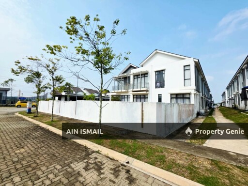 [CORNER LOT] TERES 2 TINGKAT PRECINT 7 SPRING VALE KOTASAS KUANTAN