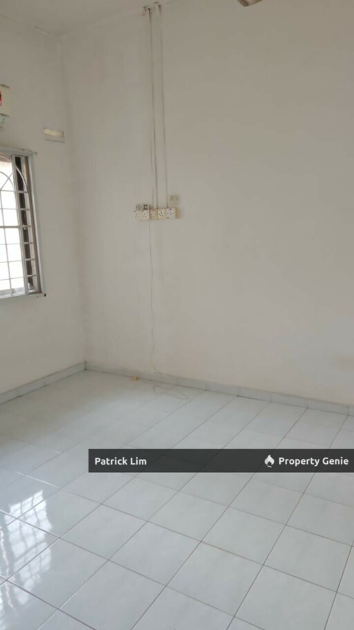 Melaka Baru @ 1st Floor Shoplot for Rent